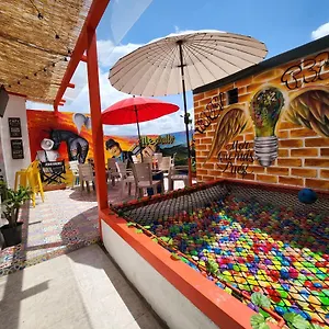  Hostal Prado Downtown