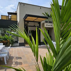  Hotel Aguacatala Stop