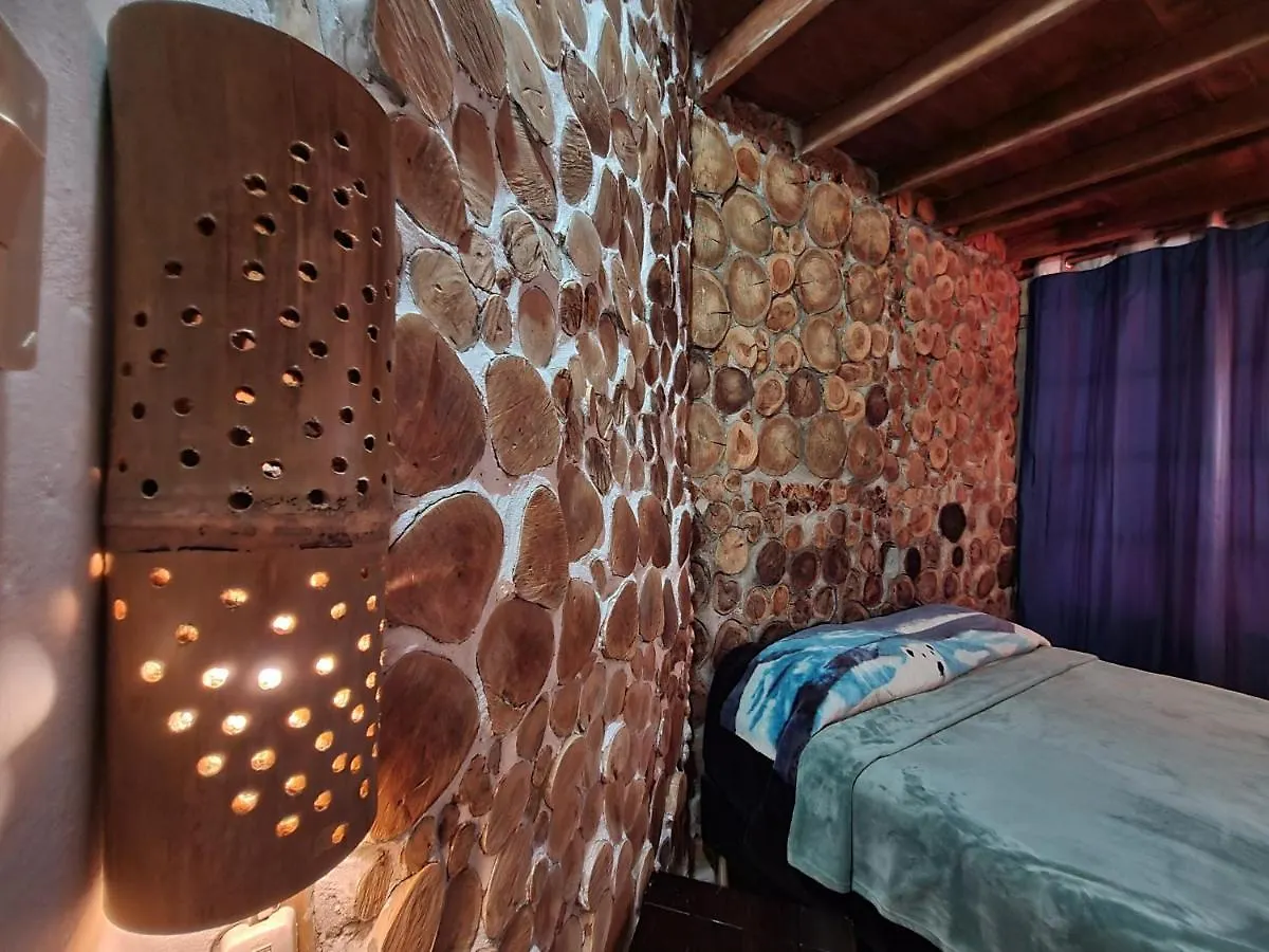 Pensión Hotel Refugio en el Bosque Medellín