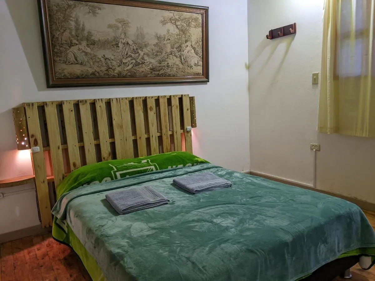 Pensión Hotel Refugio en el Bosque Medellín