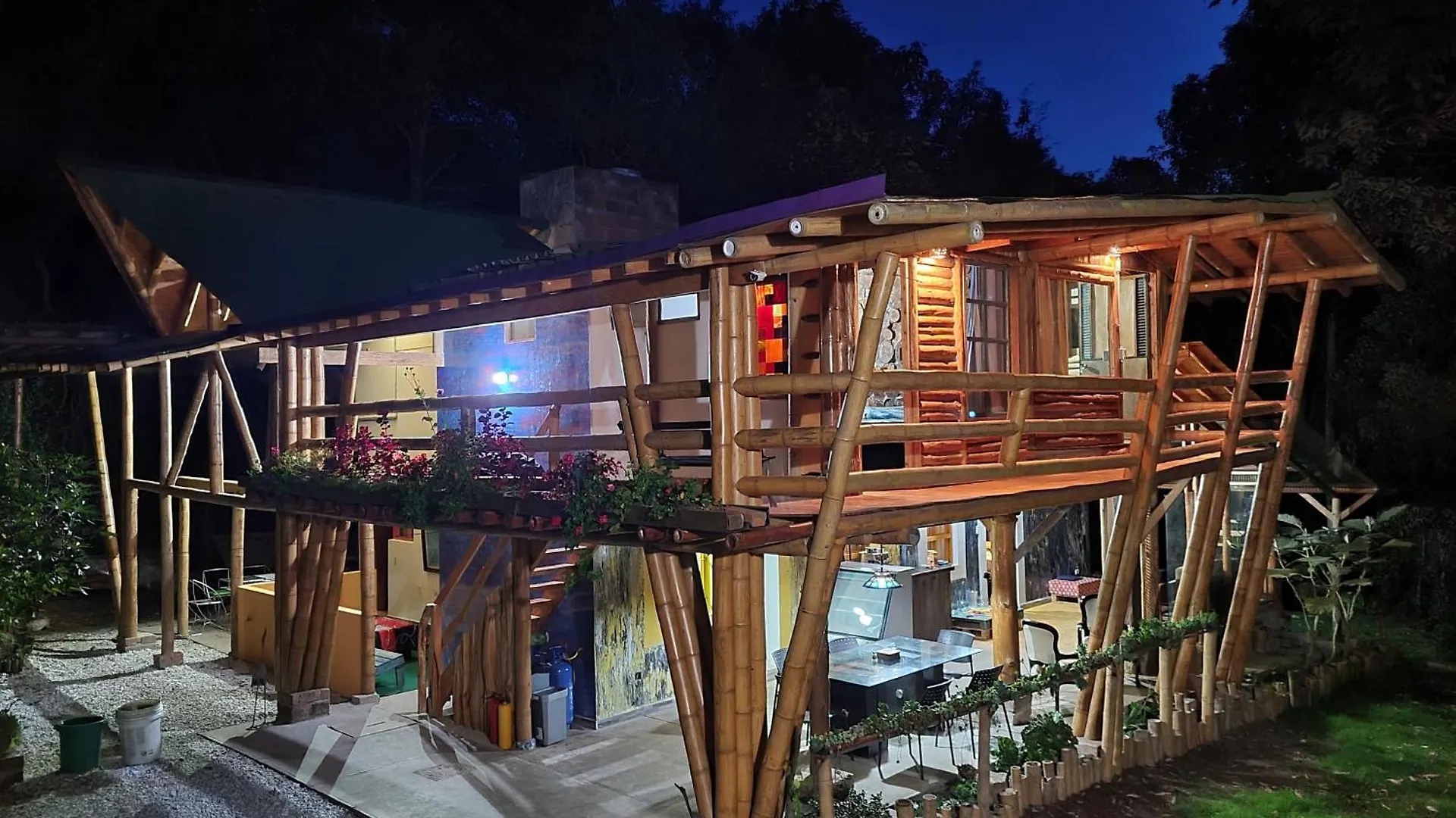 Hotel Refugio en el Bosque Medellín Colombia
