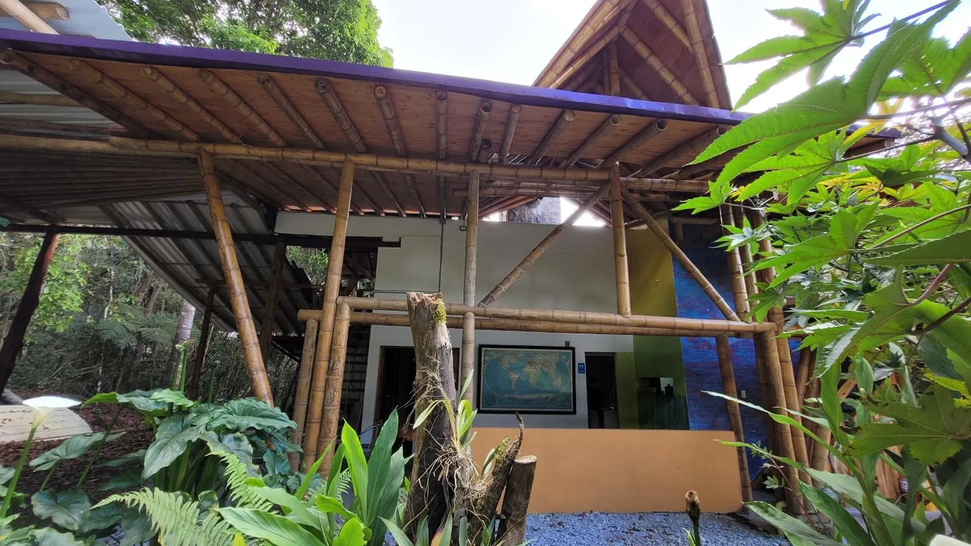 Pensión Hotel Refugio en el Bosque Medellín